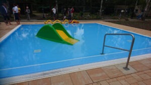Kinderbecken in Regis-Breitingen